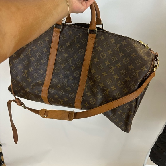 Louis Vuitton duffle - Picture 3 of 5